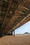 brighton_pier_underside.jpg (40619 bytes)