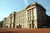 buckingham_palace.jpg (47750 bytes)