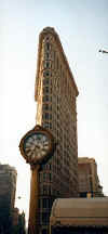 pgtravelNYCflatiron.jpg (28577 bytes)