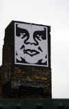 shepard_fairey_2007_street_poster_tower.jpg (39846 bytes)