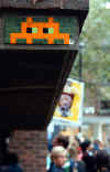 space_invaders_tile_covent_garden.jpg (36816 bytes)